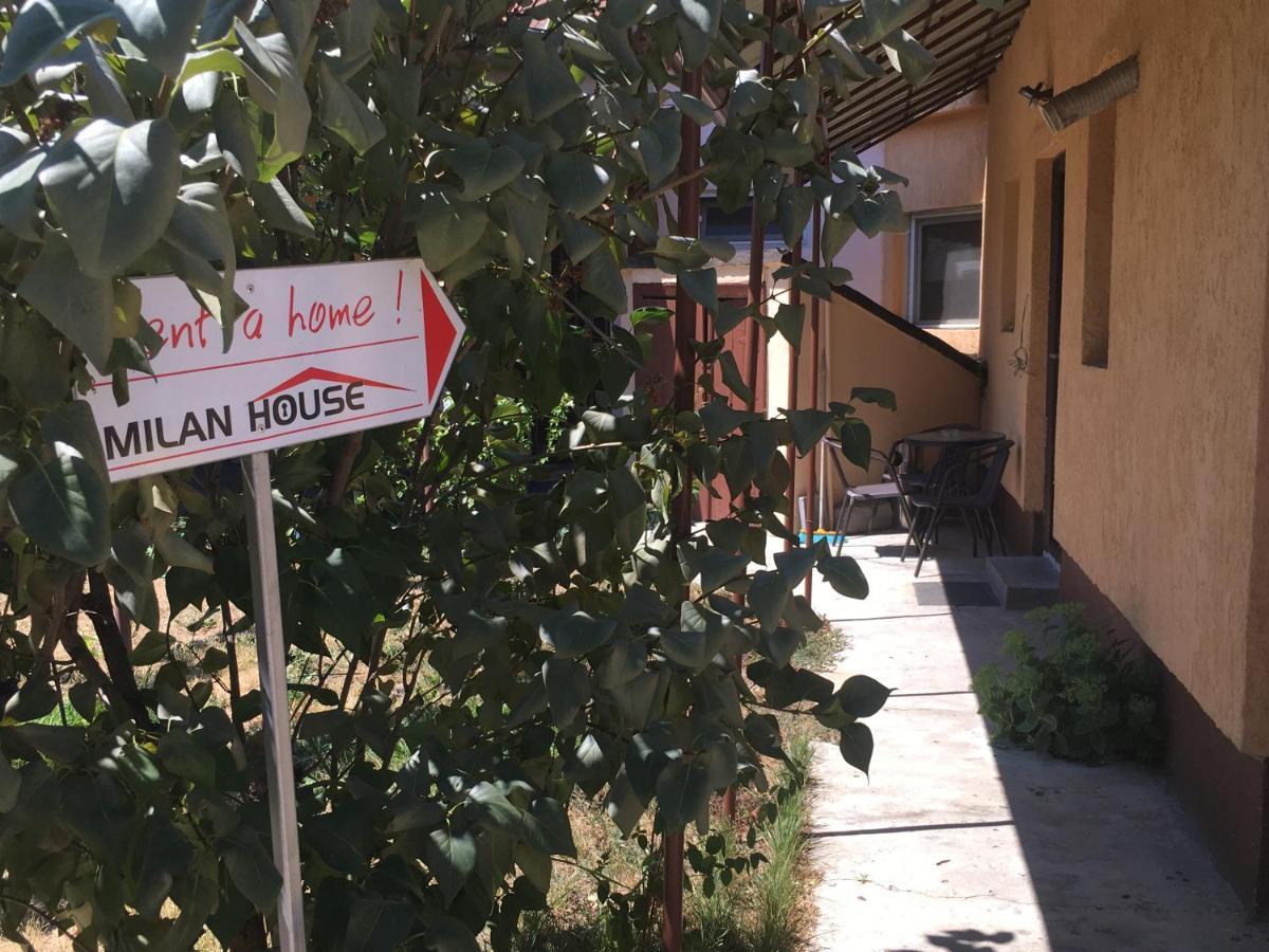 Milan House Apartamento Arad Exterior foto